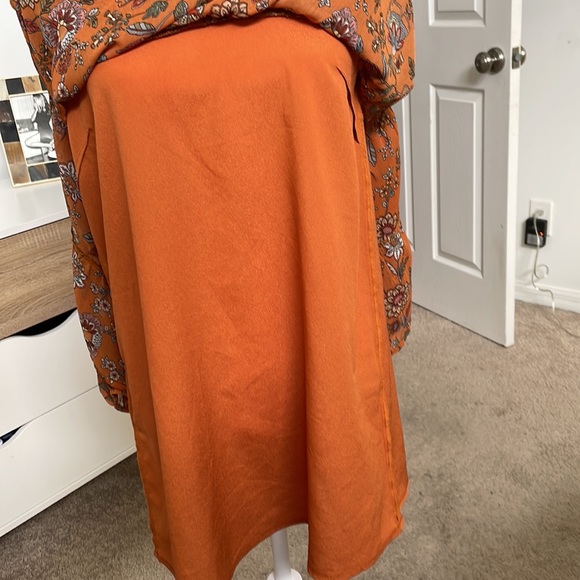 Forever 21 Peasant Dress - Picture 4 of 8